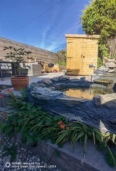Brynglas Cottage With Hot Tub, Anglesey. Llanfachraeth Exterior photo